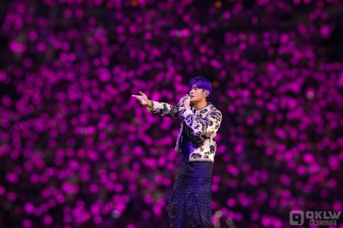 周杰伦演唱会门票抢购热潮：PhantaBearNFT持有者的特殊待遇之争