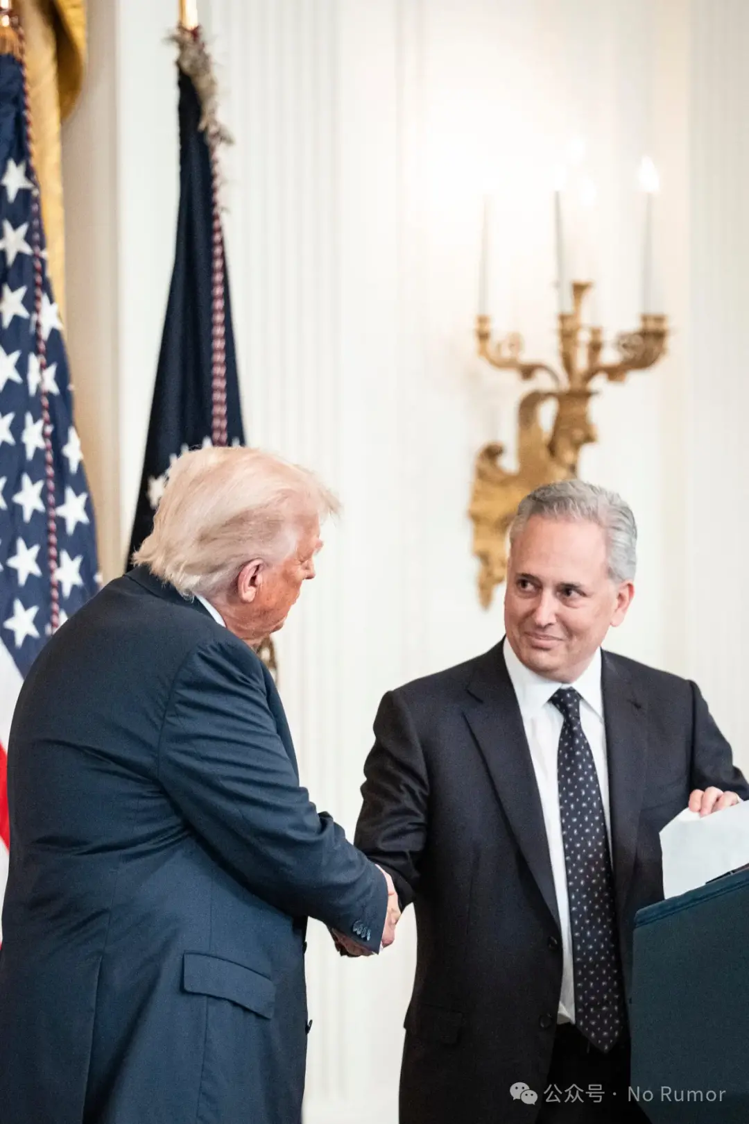 他给特朗普写人工智能政策,投的公司赚了2000亿USD