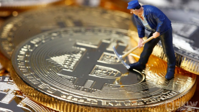 BTC矿工的收入在8月份降到12个月以来最低点