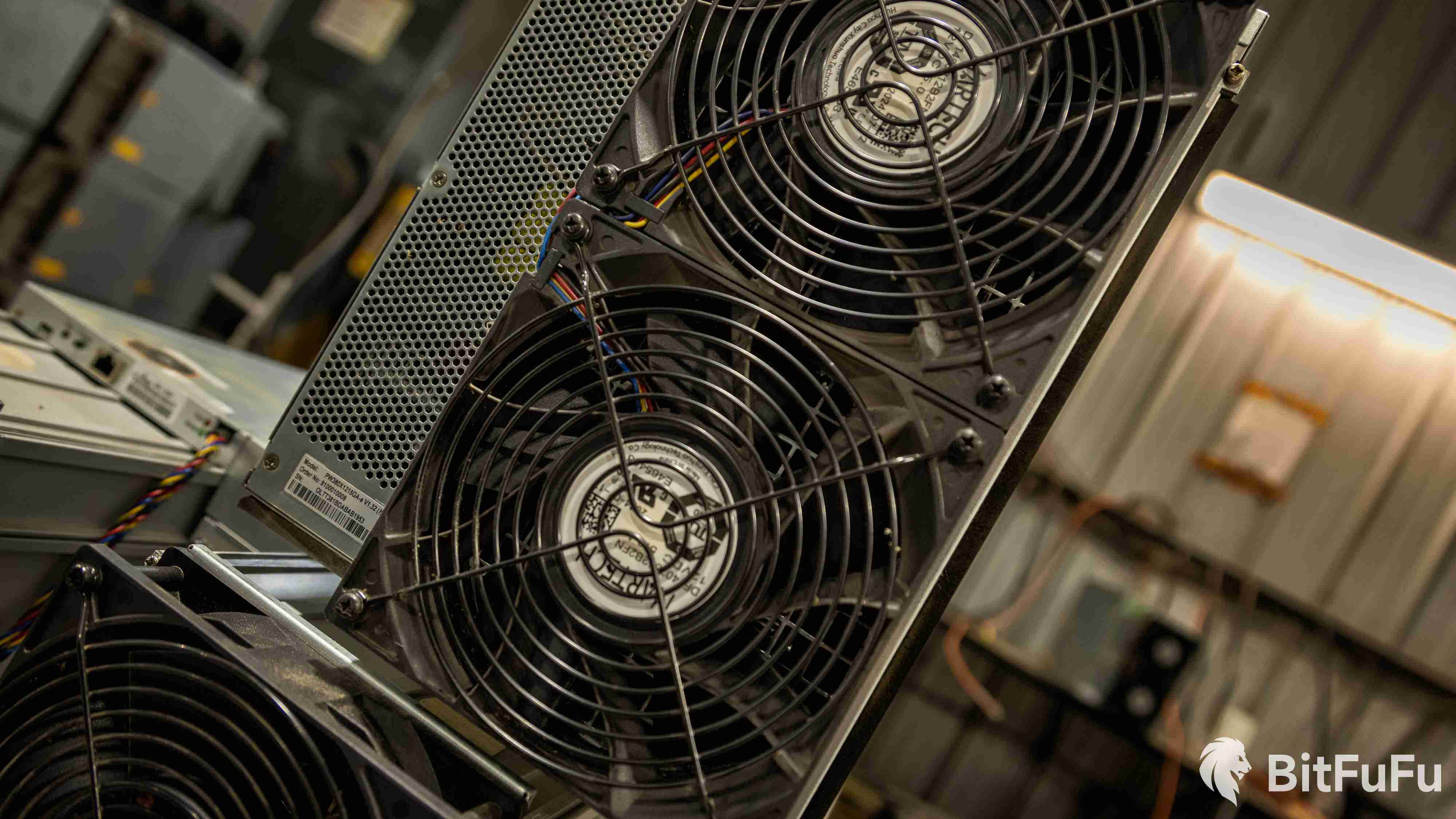 BTC ETF 两年记：从破冰到汇流的金融化进程